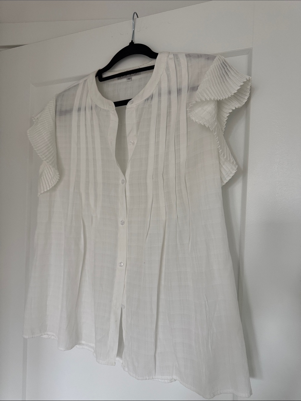 Joy Joy White Pleated Button-Front Blouse